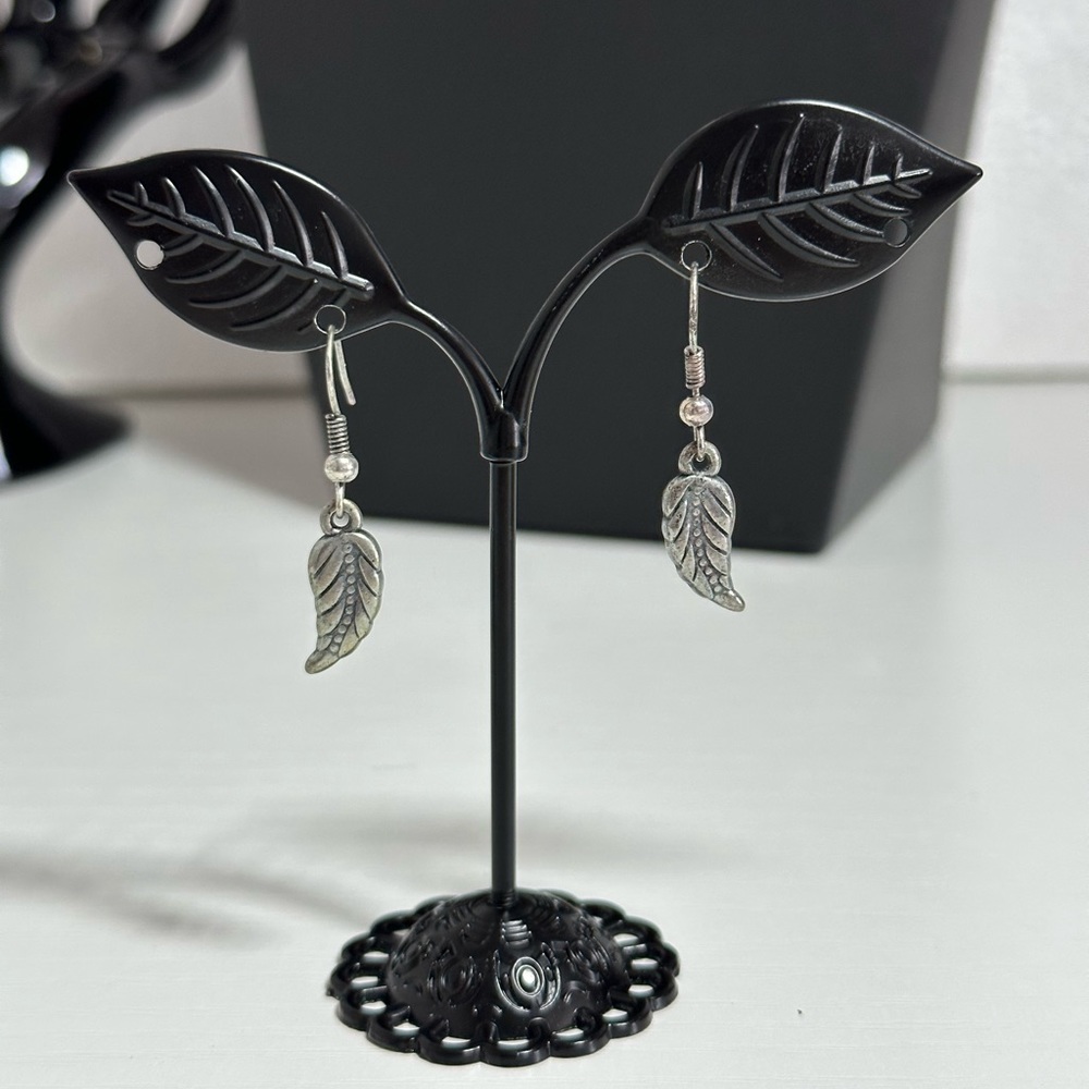 Dangly Leaf Earrings